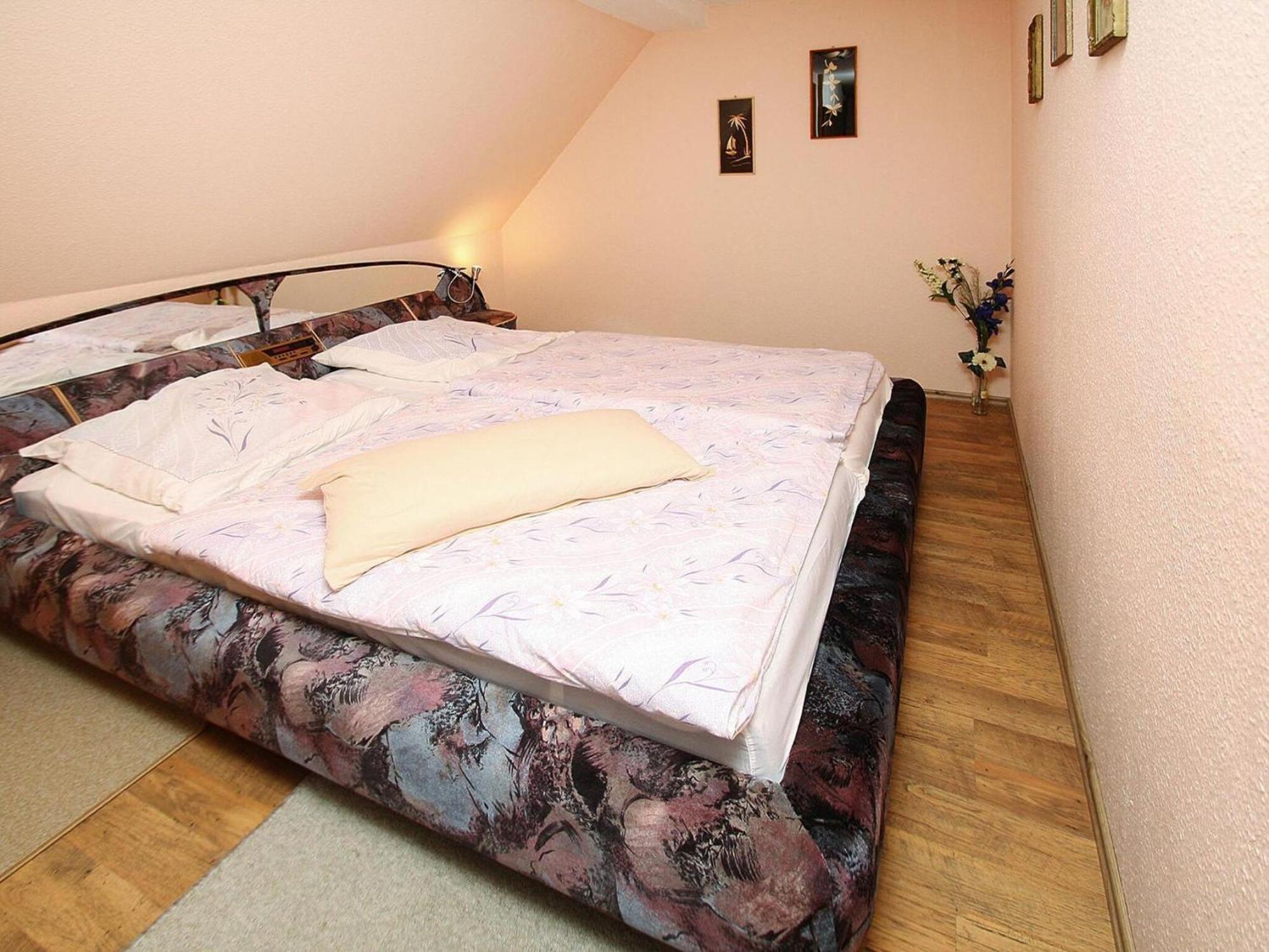 Apartment In Luckaitztal Gossda With Parking Space Bagian luar foto